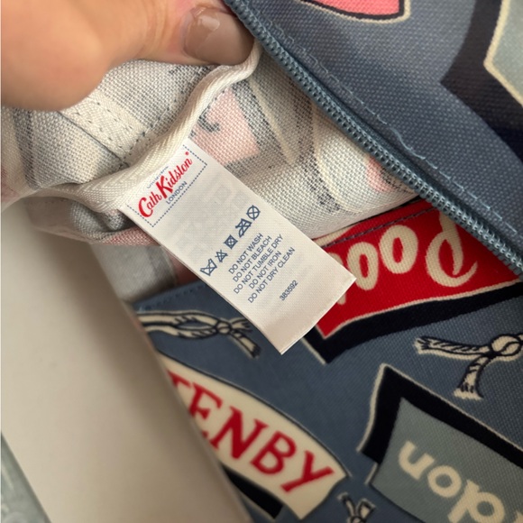 Cath Kidston Oilcloth Bag Hand Bag Travel Bag Blue - Picture 6 of 8